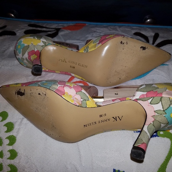 Anne Klein floral pumps size 8.5 - Picture 5 of 6